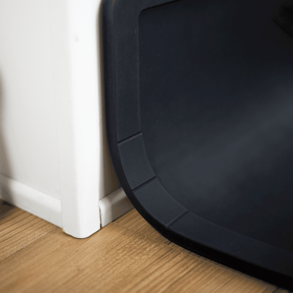 Silicone Feeding Placemat w/ Splash Guard (Black)